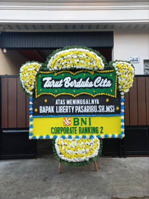 Papan Bunga Duka di Lamaru