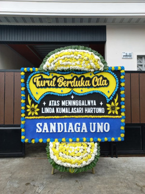 Papan Bunga Duka di Lamaru